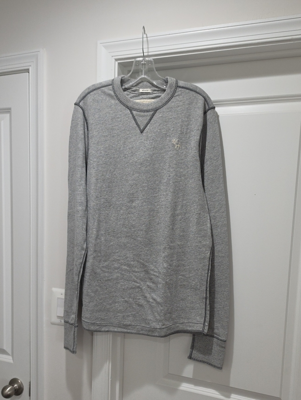 Nwt Abercrombie & Fitch Men's Crewneck Shirt - Gray